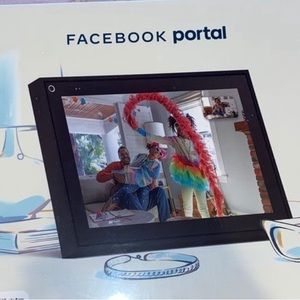 NWT Facebook Meta Portal Smart Video Calling Display Black 10" Touch Screen